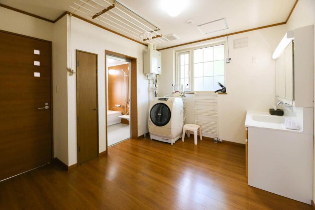 Tsuru Apartments Фурано Экстерьер фото
