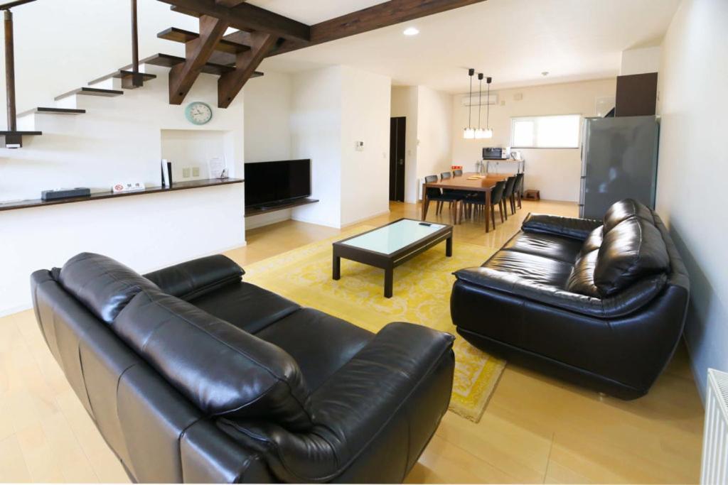 Tsuru Apartments Фурано Экстерьер фото